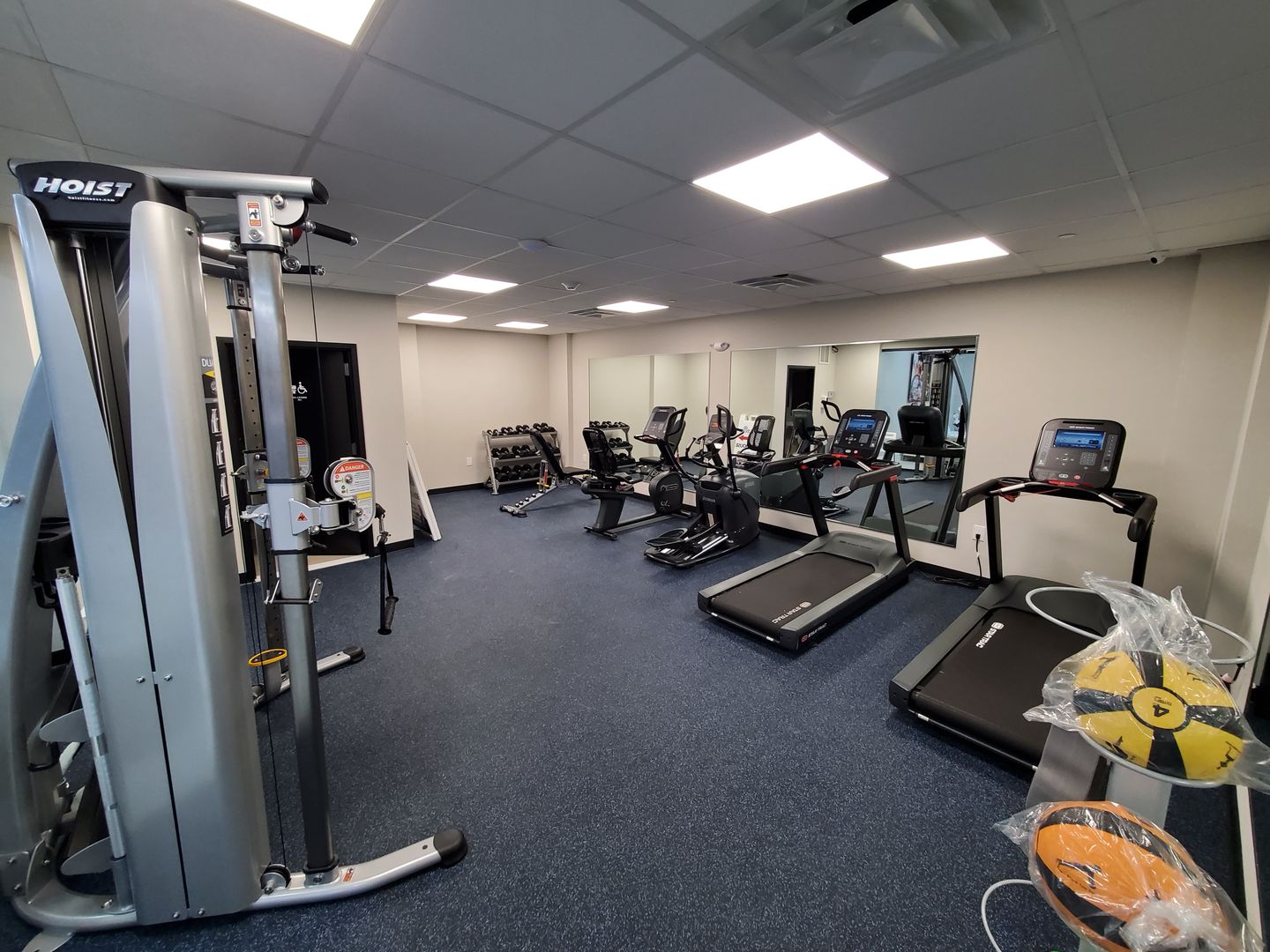 Gym at FLORA (3 of 4)