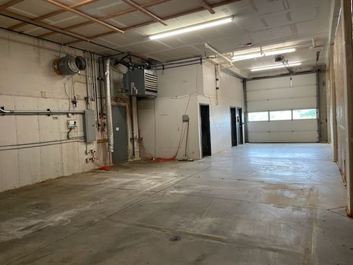 1450 sq ft of Copper Ridge Warehouse space