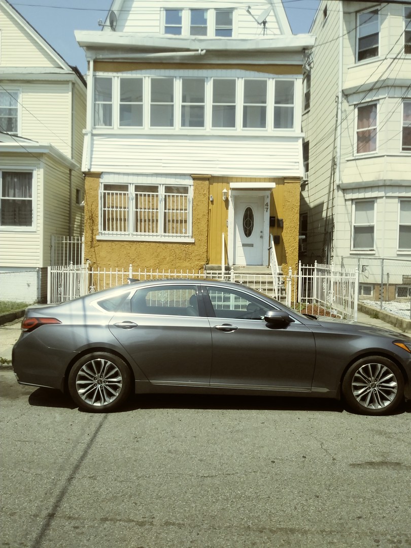 Newark Apartment: 47 Chelsea Avenue