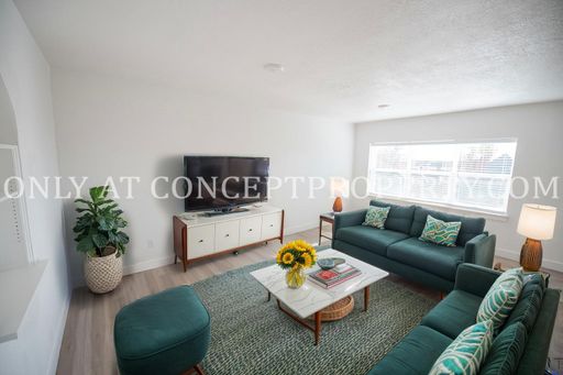 Stylish 1 Bed 1 Bath With Central AC, In-Unit Laundry, and Quartz Counters! – photo 1
