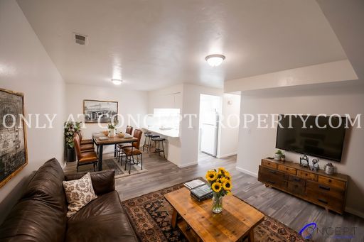 Top Floor 2 Bed 2 Bath With Central Air and Washer/Dryer Hookups!