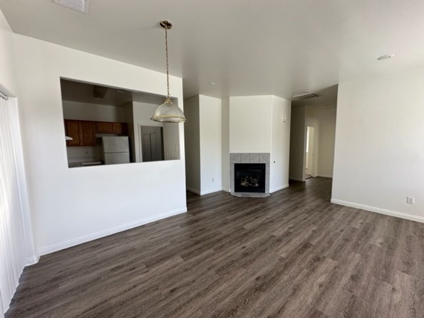 Bakersfield Apartment: 652 Blue Mountain Way