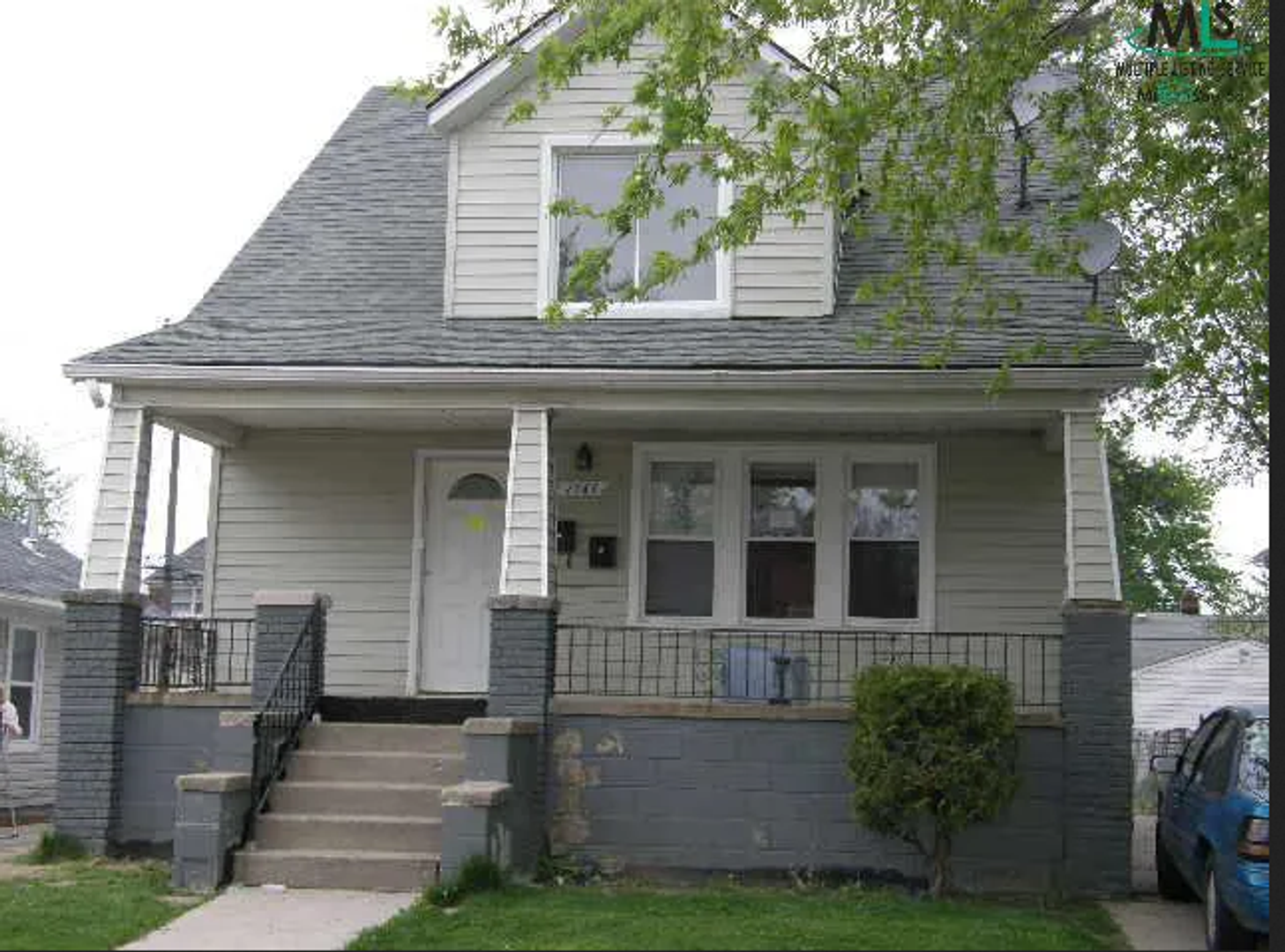 Warren Apartment: 7543 Lozier