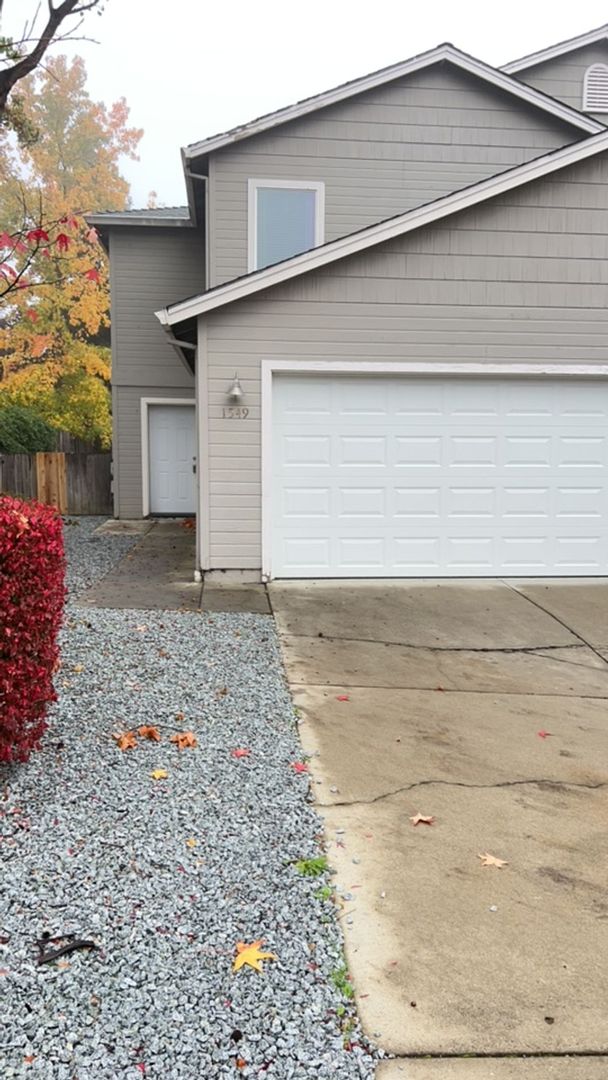 484.5n - 1549, 1551 Hartell