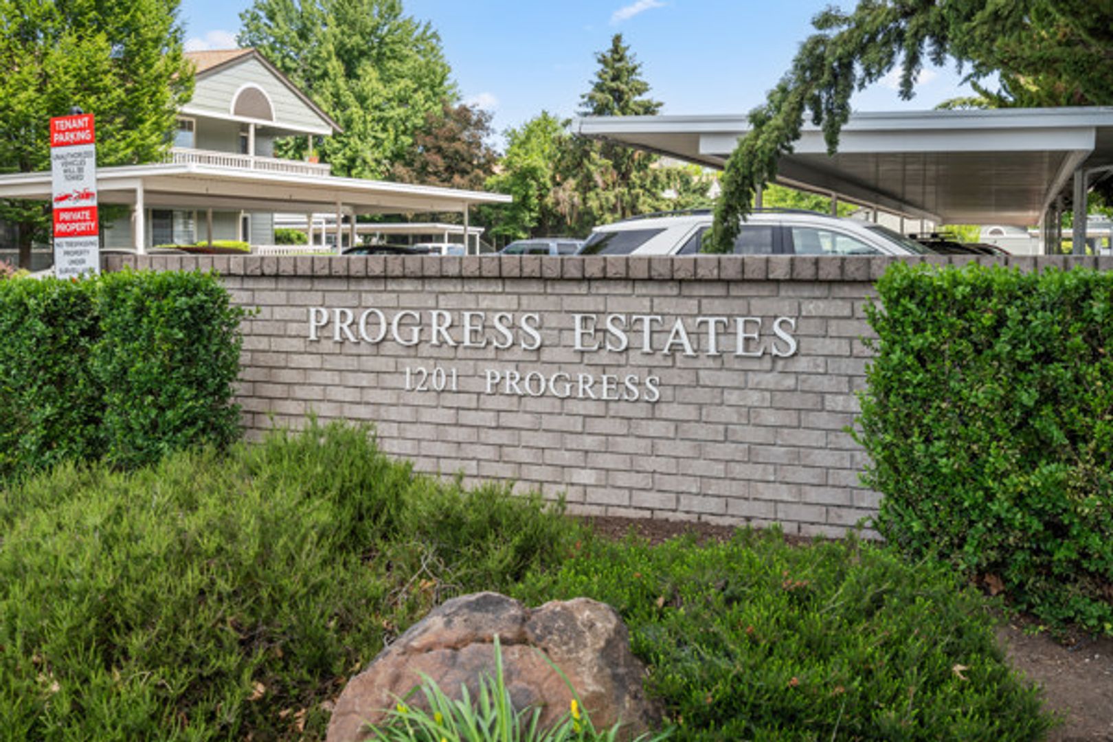 Medford Apartment: 1201 Progress Drive