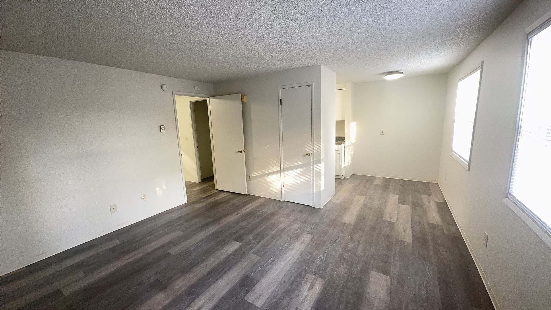 Medford Apartment: 811 Bennett 1-14