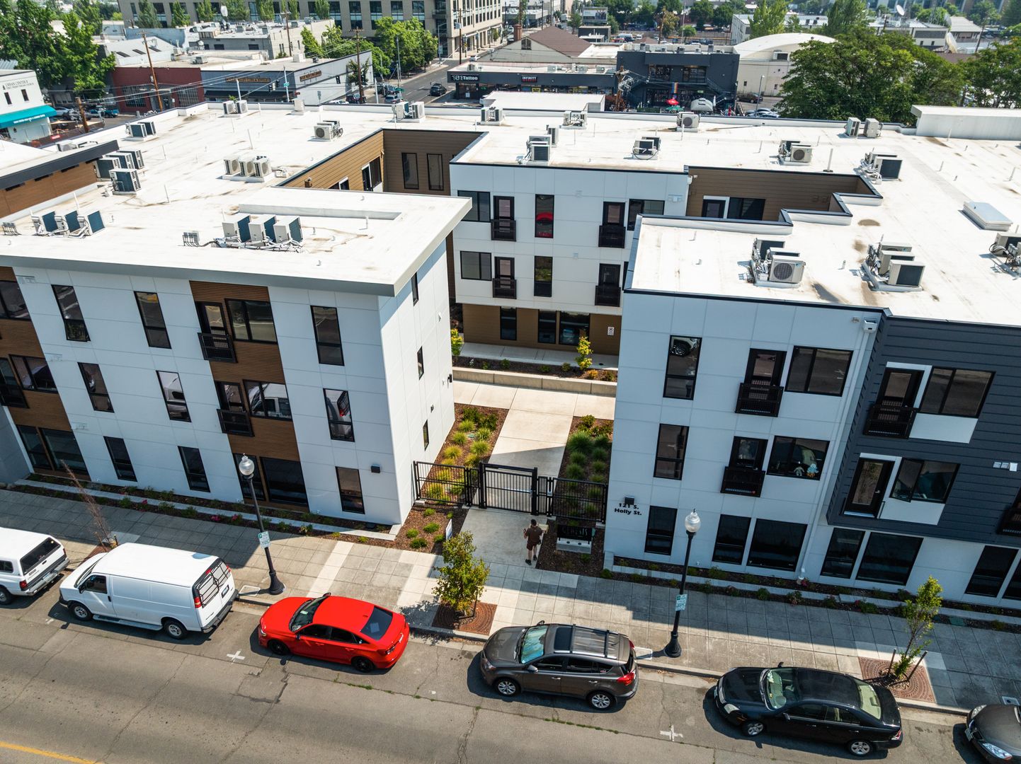 Medford Apartment: 121 S Holly St.