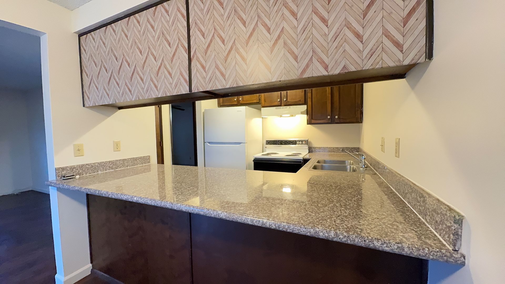 Medford Apartment: 1042, 1044, 1046, 1048 Woodrow Lane