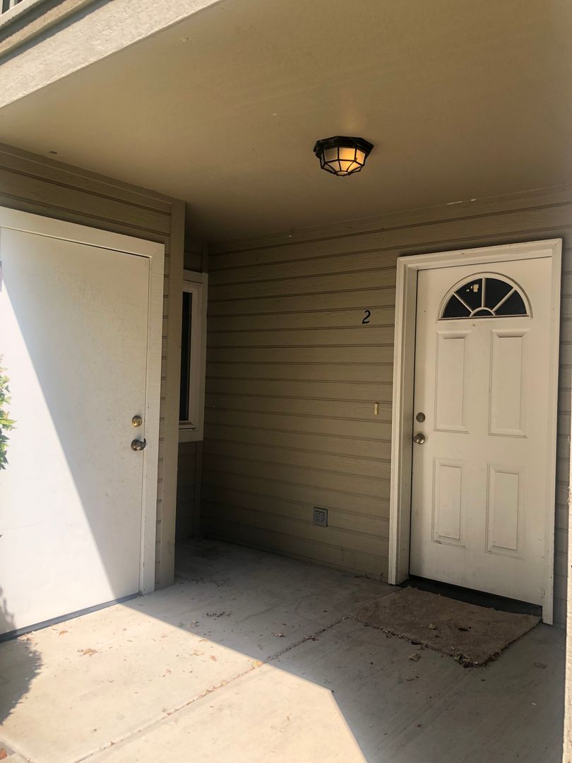 Medford Apartment: 3161 Juniper Ridge  1, 2, 7 & 8