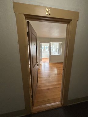 Downtown Medford Apartments for Rent – photo 1