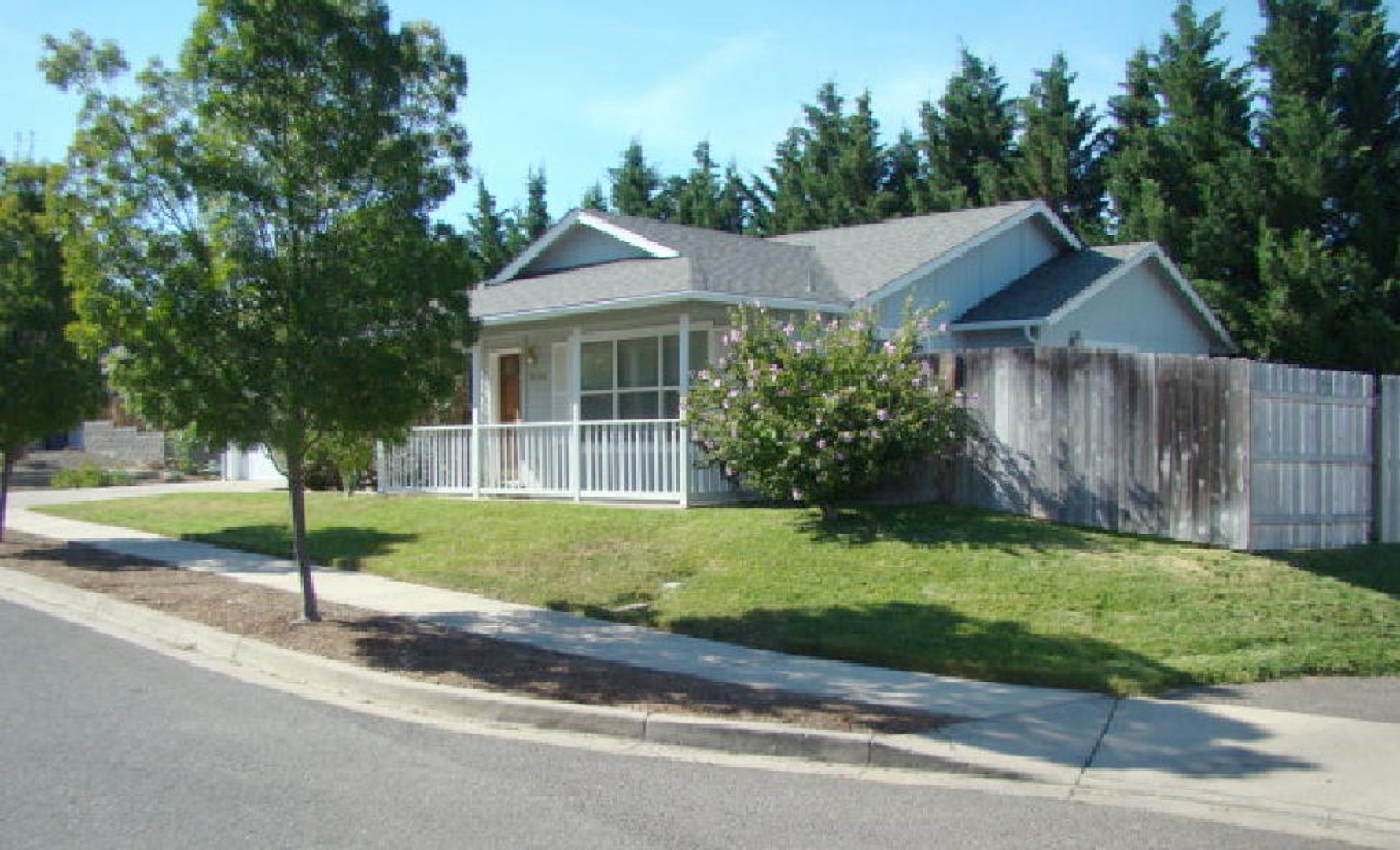 Ashland House: 2555 Spring Hill Dr.