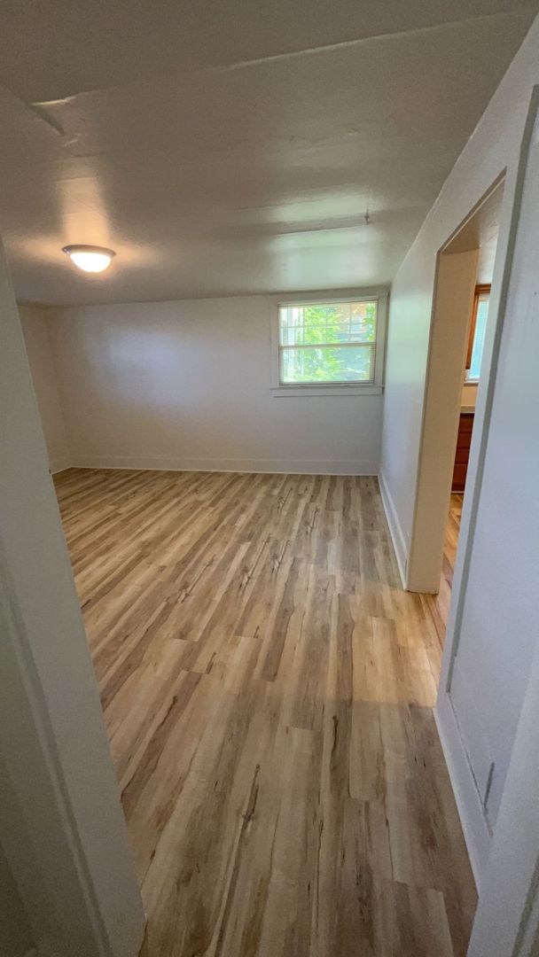 Medford Apartment: 38 N. Oakdale Ave.  #1-31