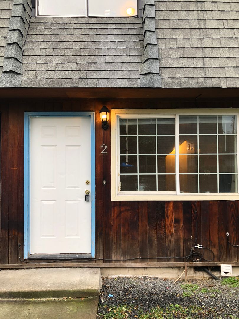 Medford Apartment: 1858 Inner Circle #1-4