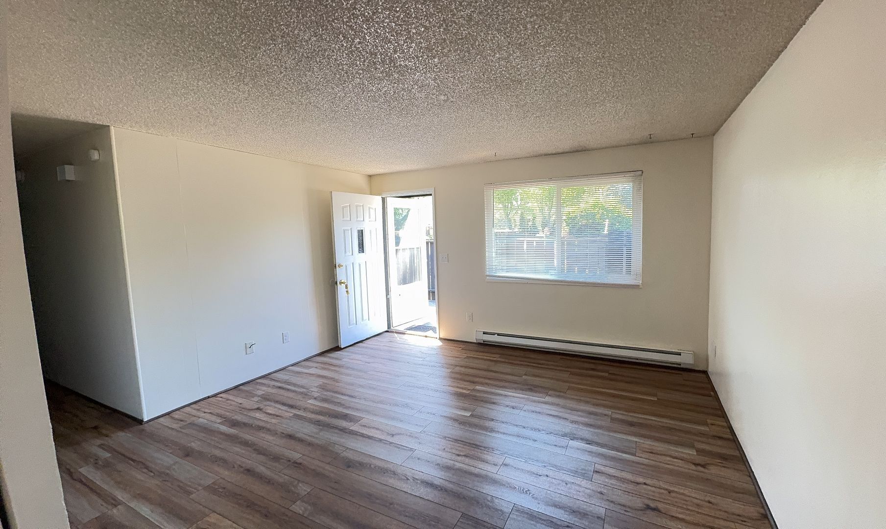 Medford Apartment: 1165 Morrow Rd. #1-24