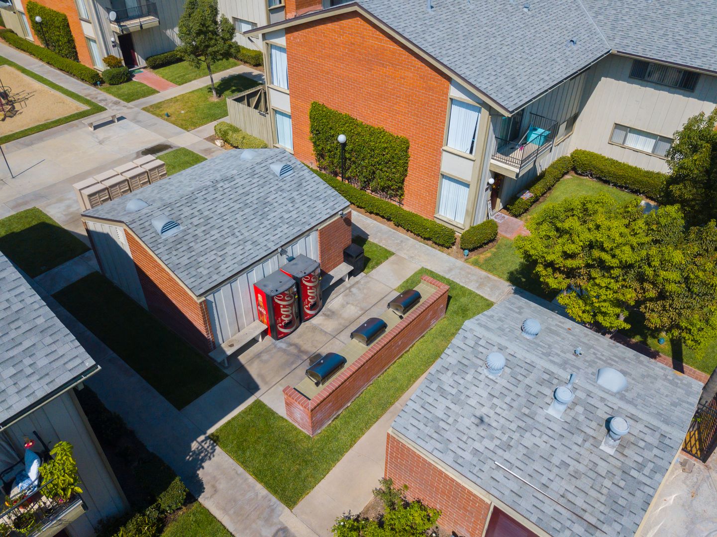 Tustin Village Apartments 3 of 4