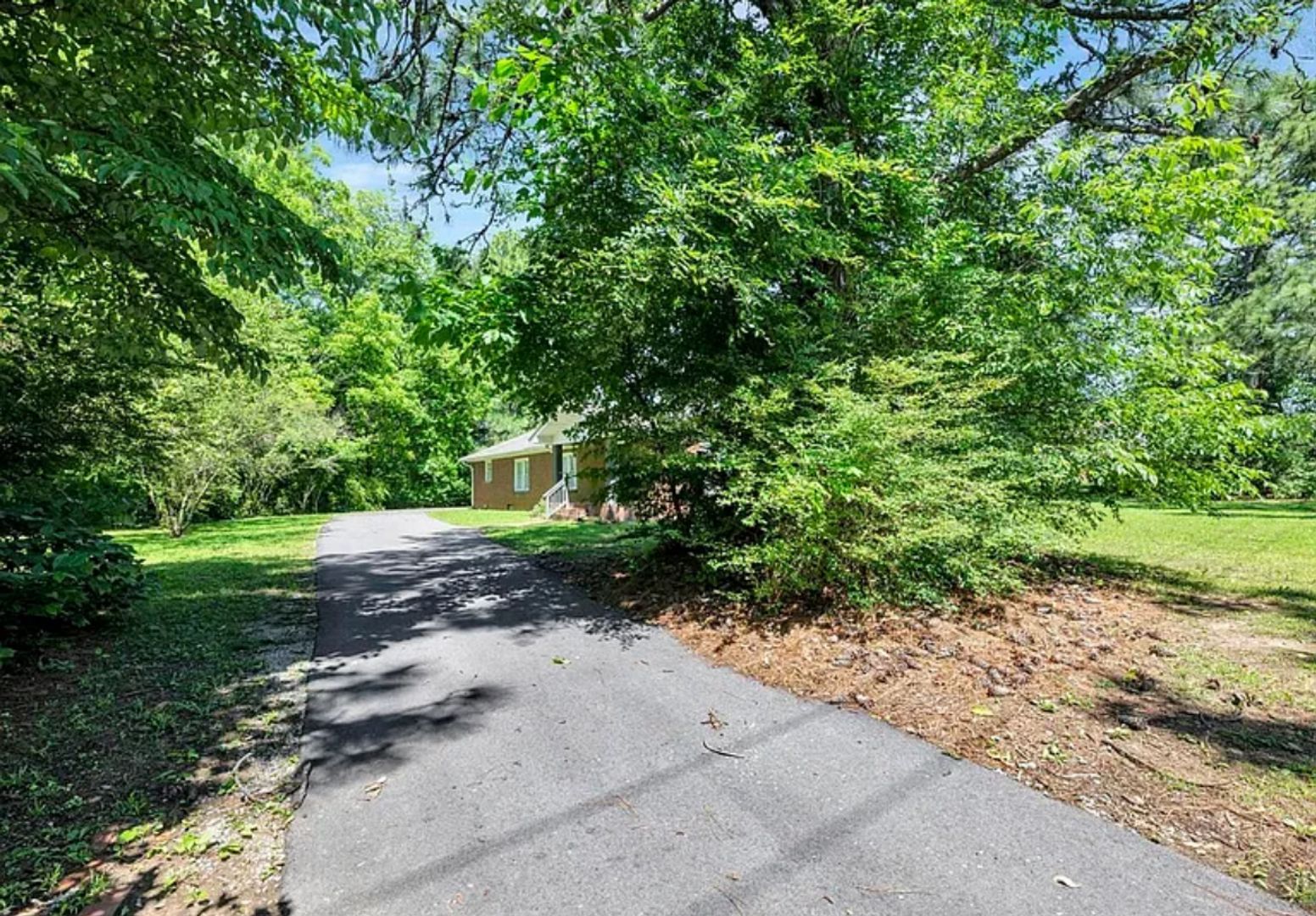 Cullman House: 2101 Main Ave SW