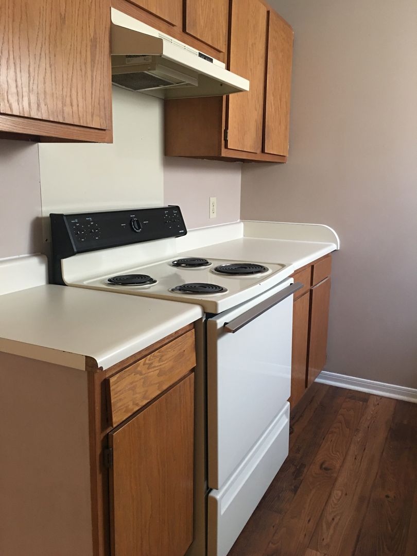 Cullman Apartment: 109 Ward Avenue SW