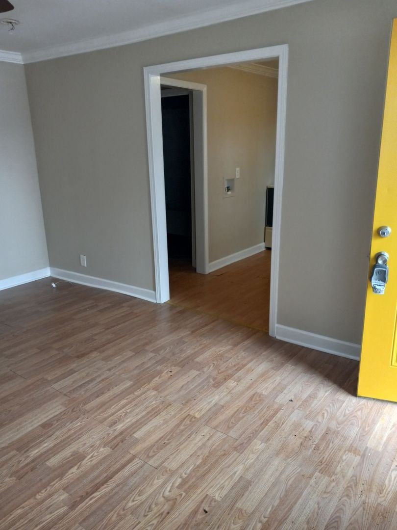 Cullman Apartment: Lessman Cir SW