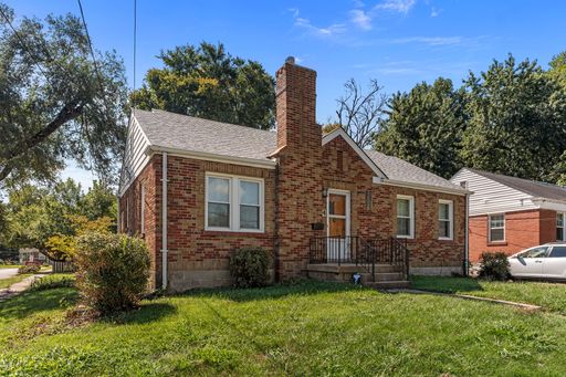 4-Bedroom Home with Spacious Backyard & Garage in Historic Ferguson! – photo 1
