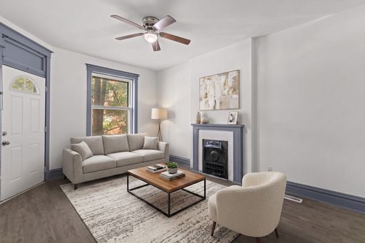 Updated 1st Floor Apartment with Modern Finishes, Fenced Yard & Central AC – photo 1