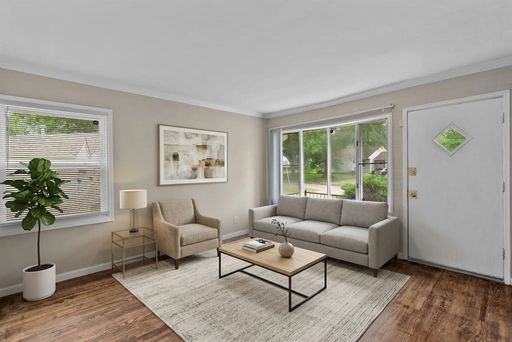 Updated & Bright 3-Bed Home with Fenced Yard & Off-Street Parking Near Highway 367! – photo 1