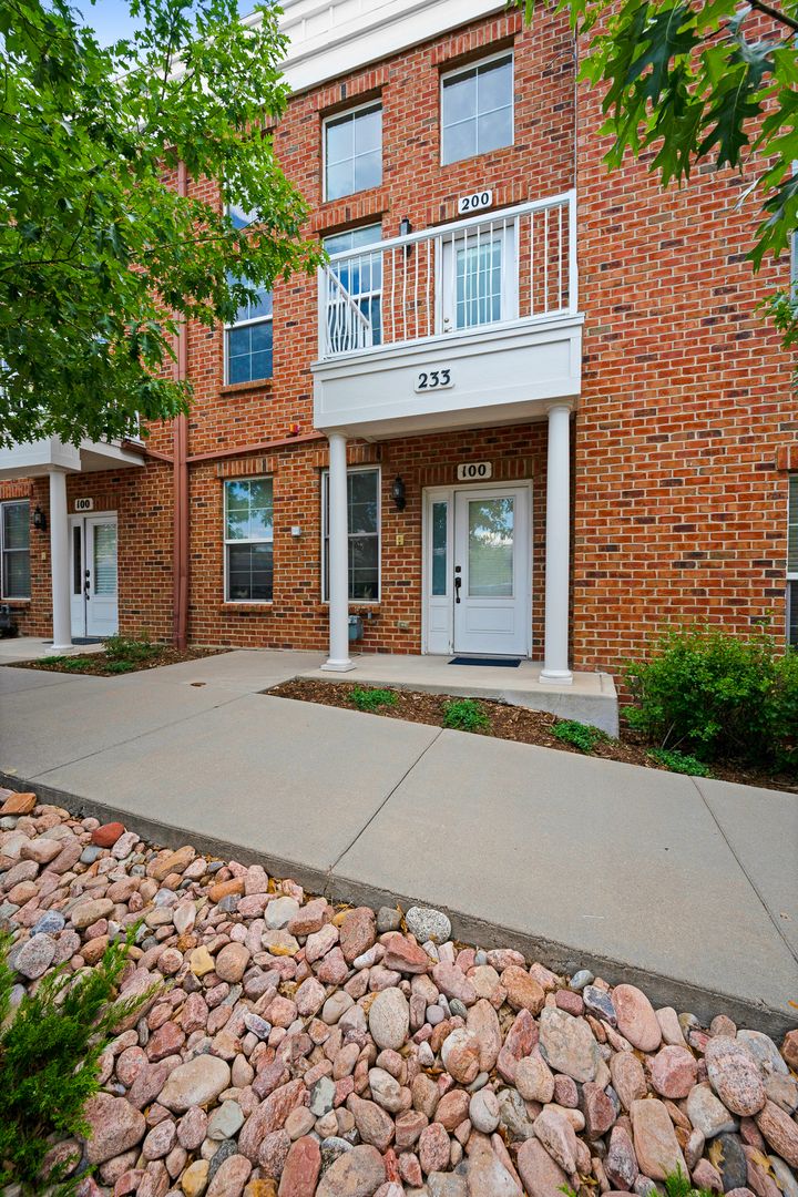 Colorado Springs Apartment: 233 E Fountain Blvd