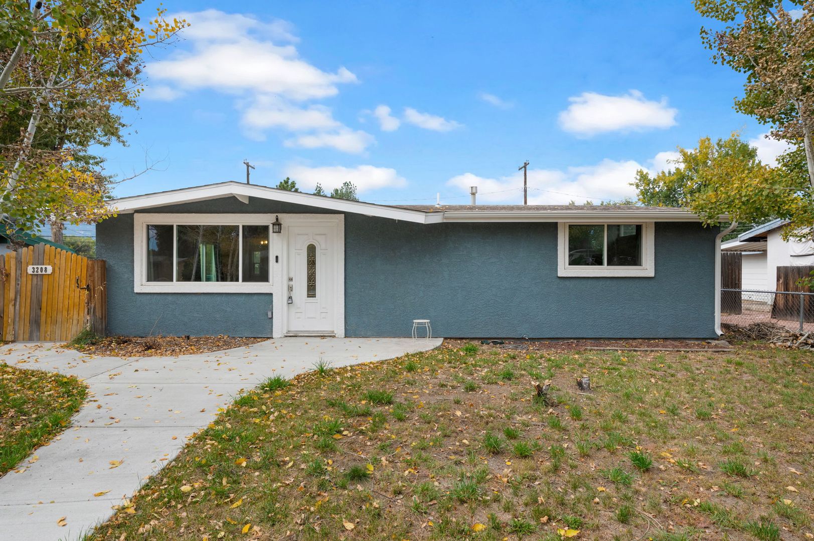 Colorado Springs House: 3208 Illinois Ave