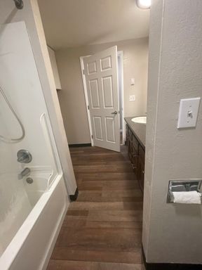 Listing photo thumbnail