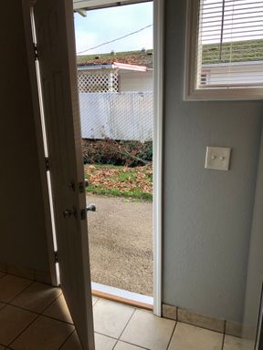 Listing photo thumbnail