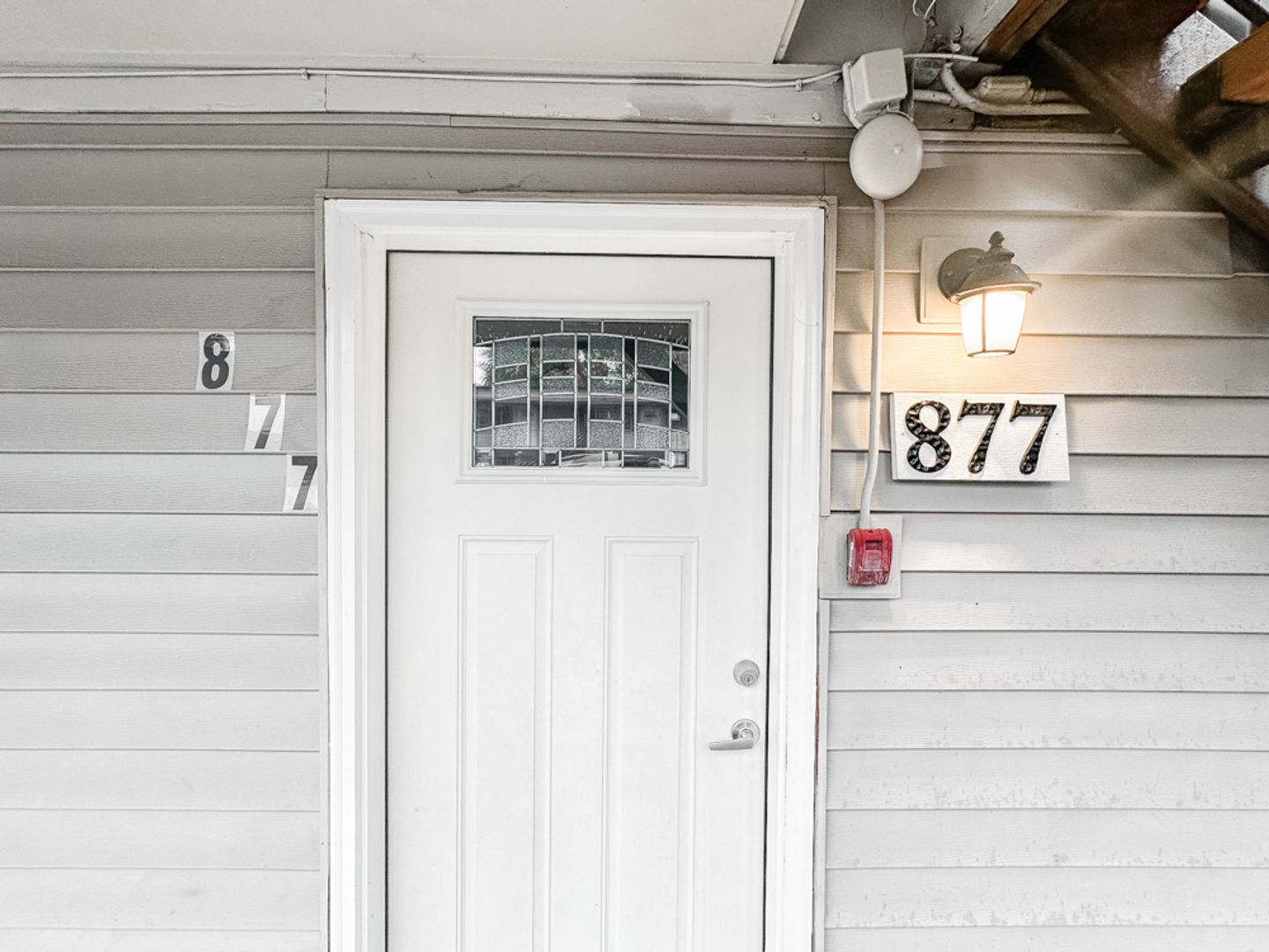 Salem Apartment: 817-899 25th ST SE