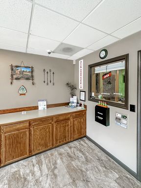 Listing photo thumbnail