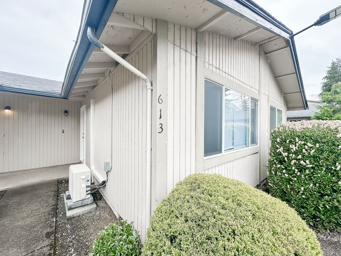 Stayton Apartment: W Maple & Water ST