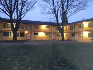 Keizer Apartment: 180 Garland Way N, Apt 1-16