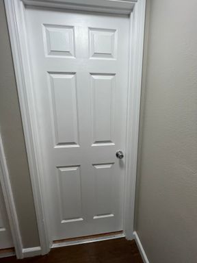 Listing photo thumbnail