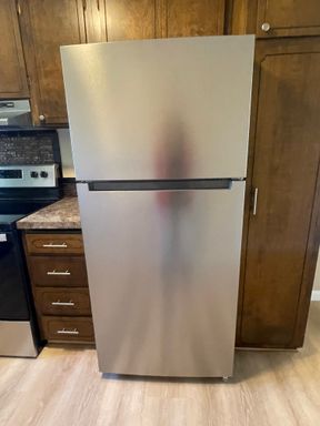 Listing photo thumbnail