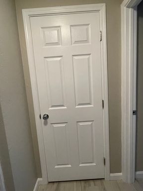 Listing photo thumbnail