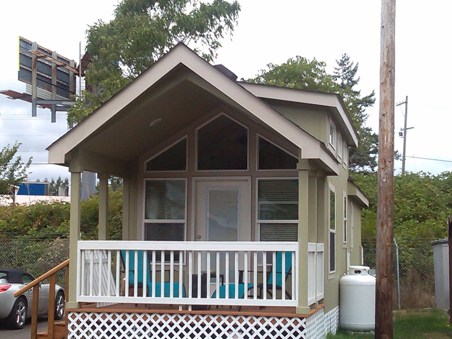 Grand Ronde Apartment: 28800 Salmon River HWY