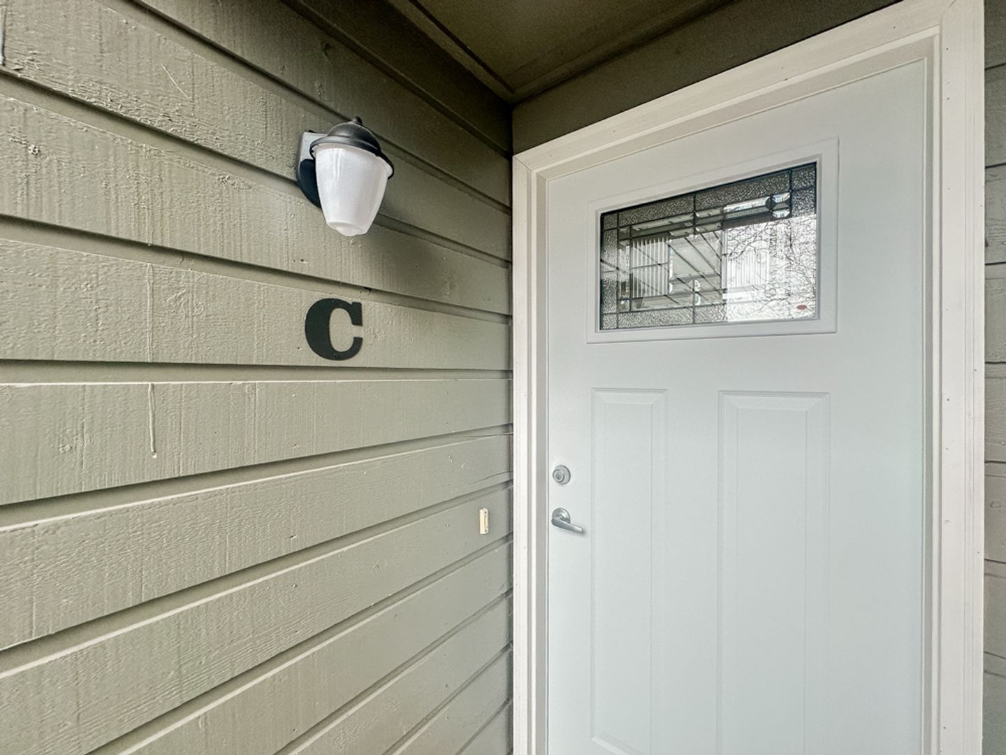 Salem Apartment: 1873-1901 Highway Ave NE