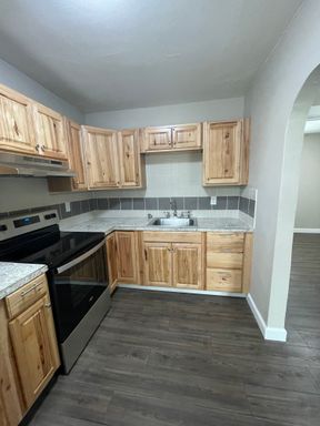 Listing photo thumbnail