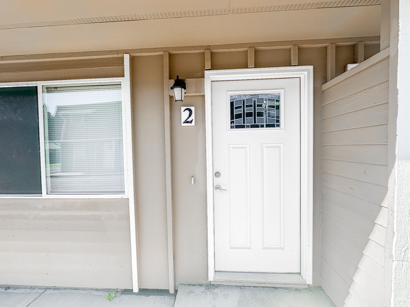 Salem Apartment: 4142-4166 State Street