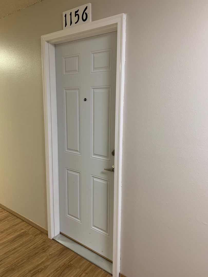 Salem Apartment: 1102-1180 Pine St NE