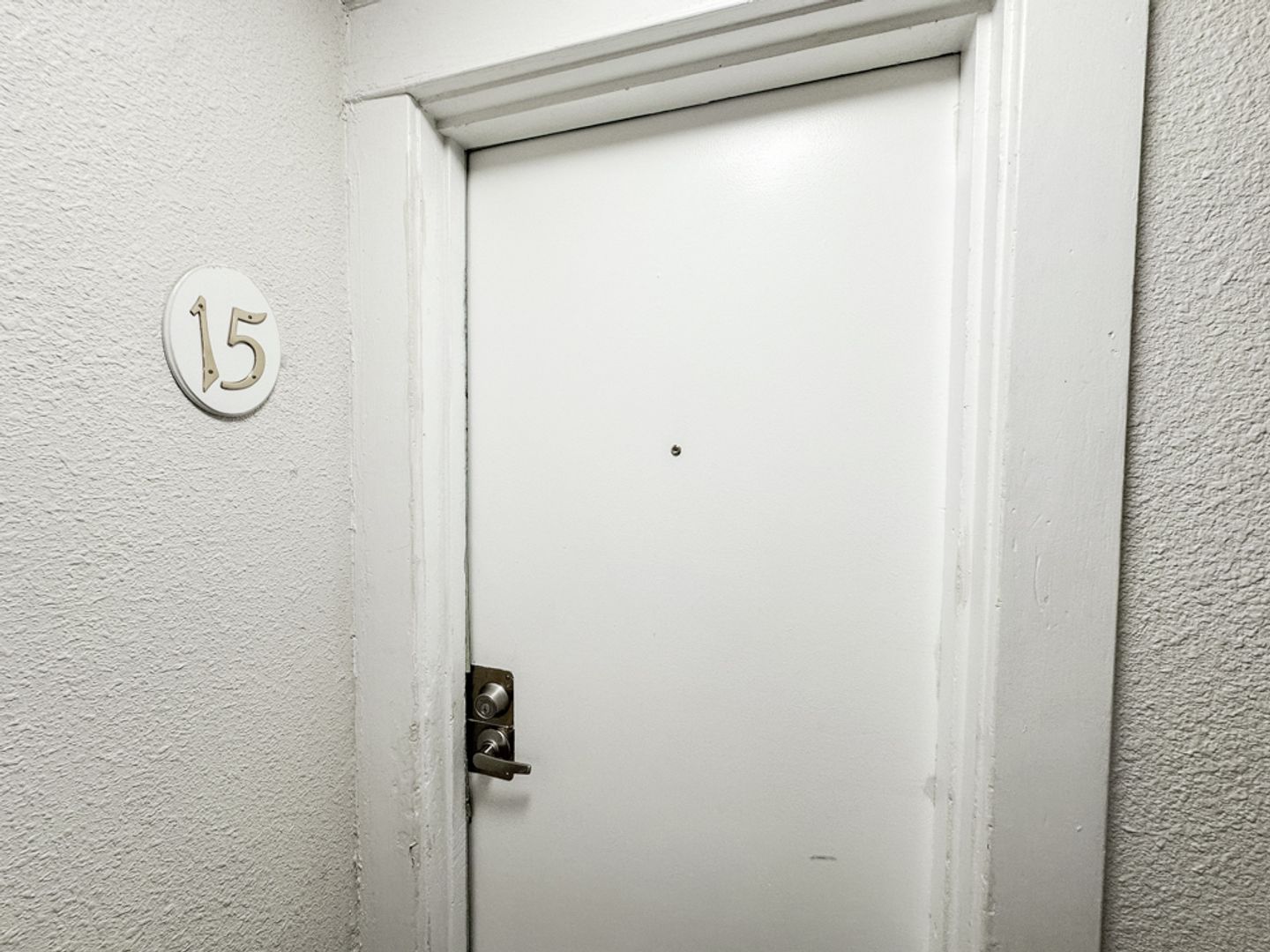 Salem Apartment: 610 Commercial St & 4851-4880 Portland Rd NE