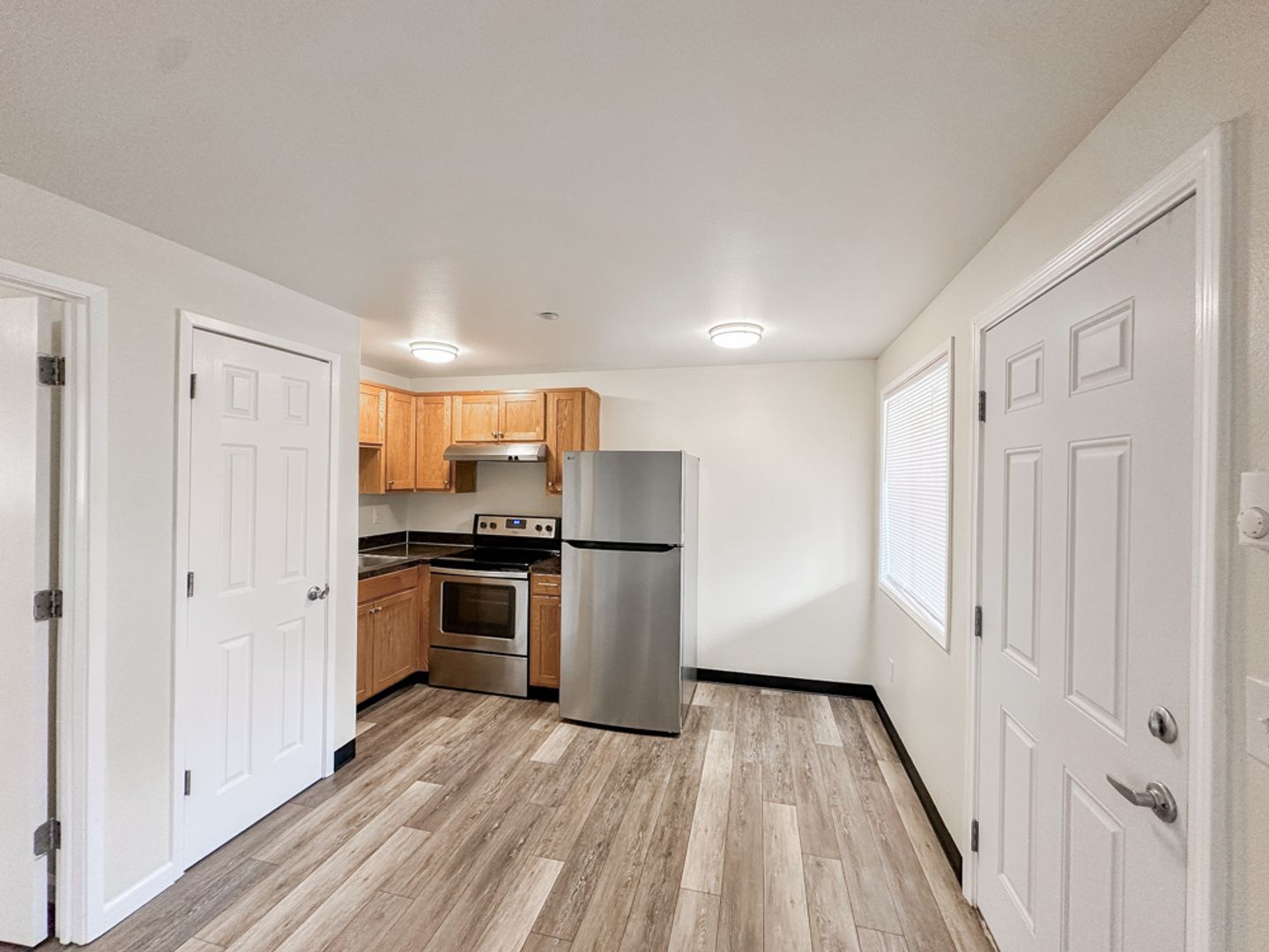 Salem Apartment: 2436-2474 Lee ST SE