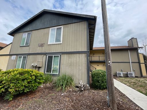 1893D Highway Ave NE , Salem, OR 97301