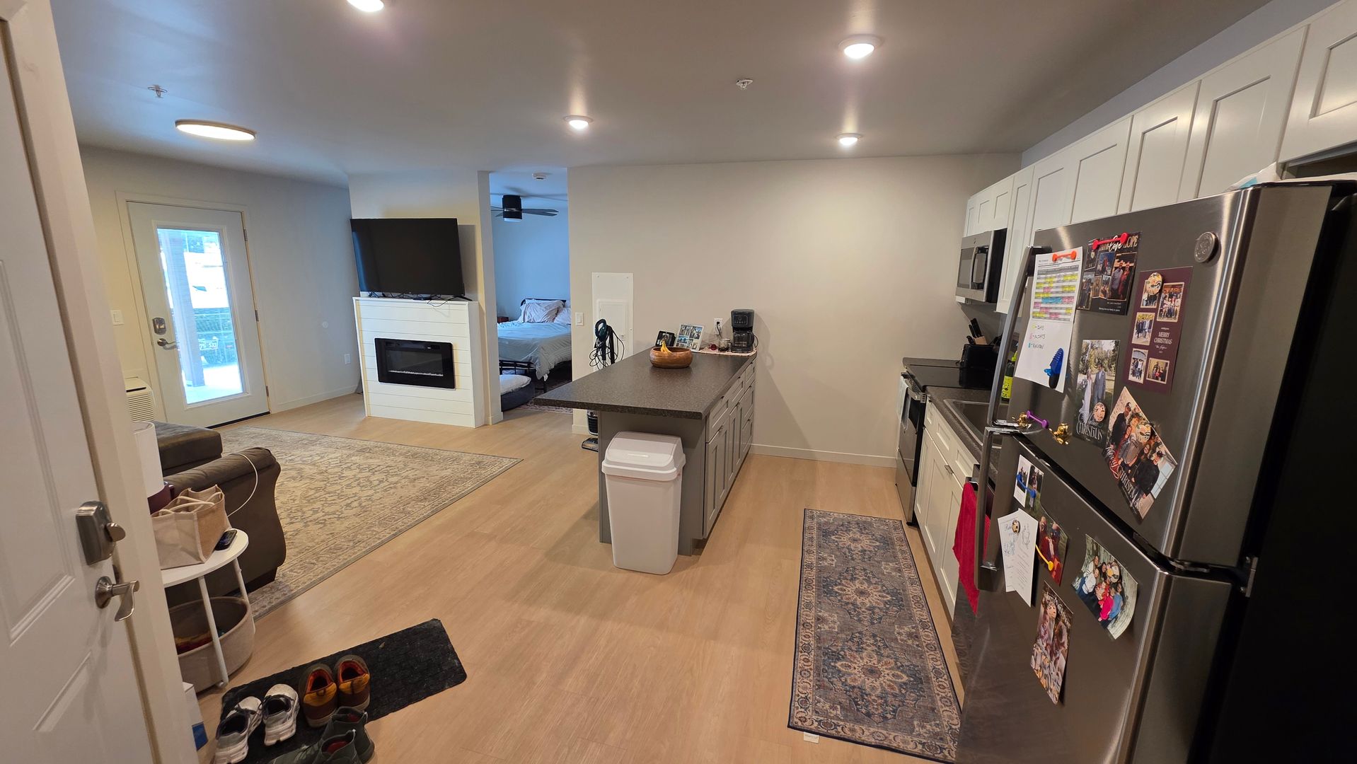 Duluth Apartment: 1221 Commonwealth Avenue