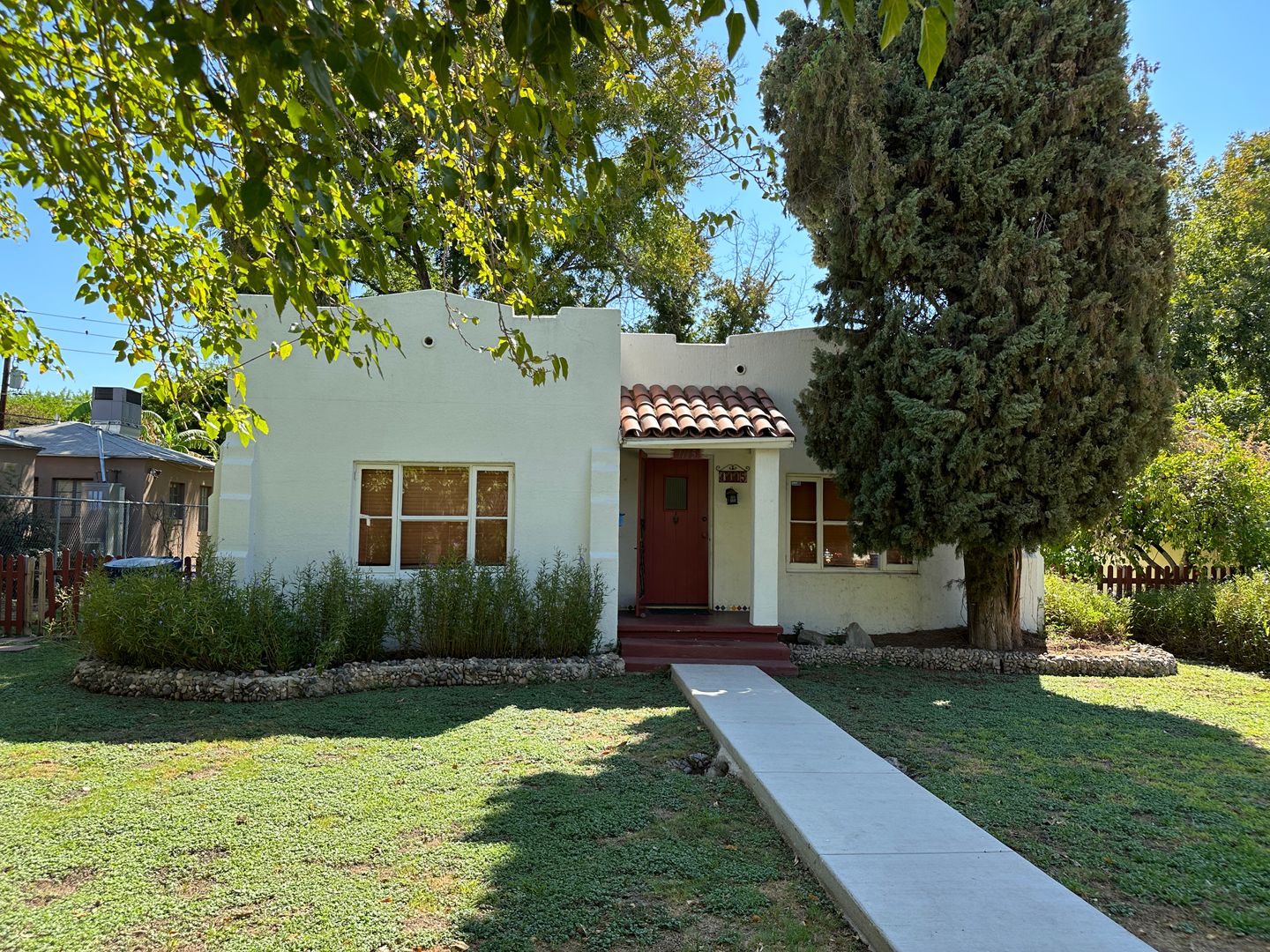 Tempe House: 1115 S. Maple Ave