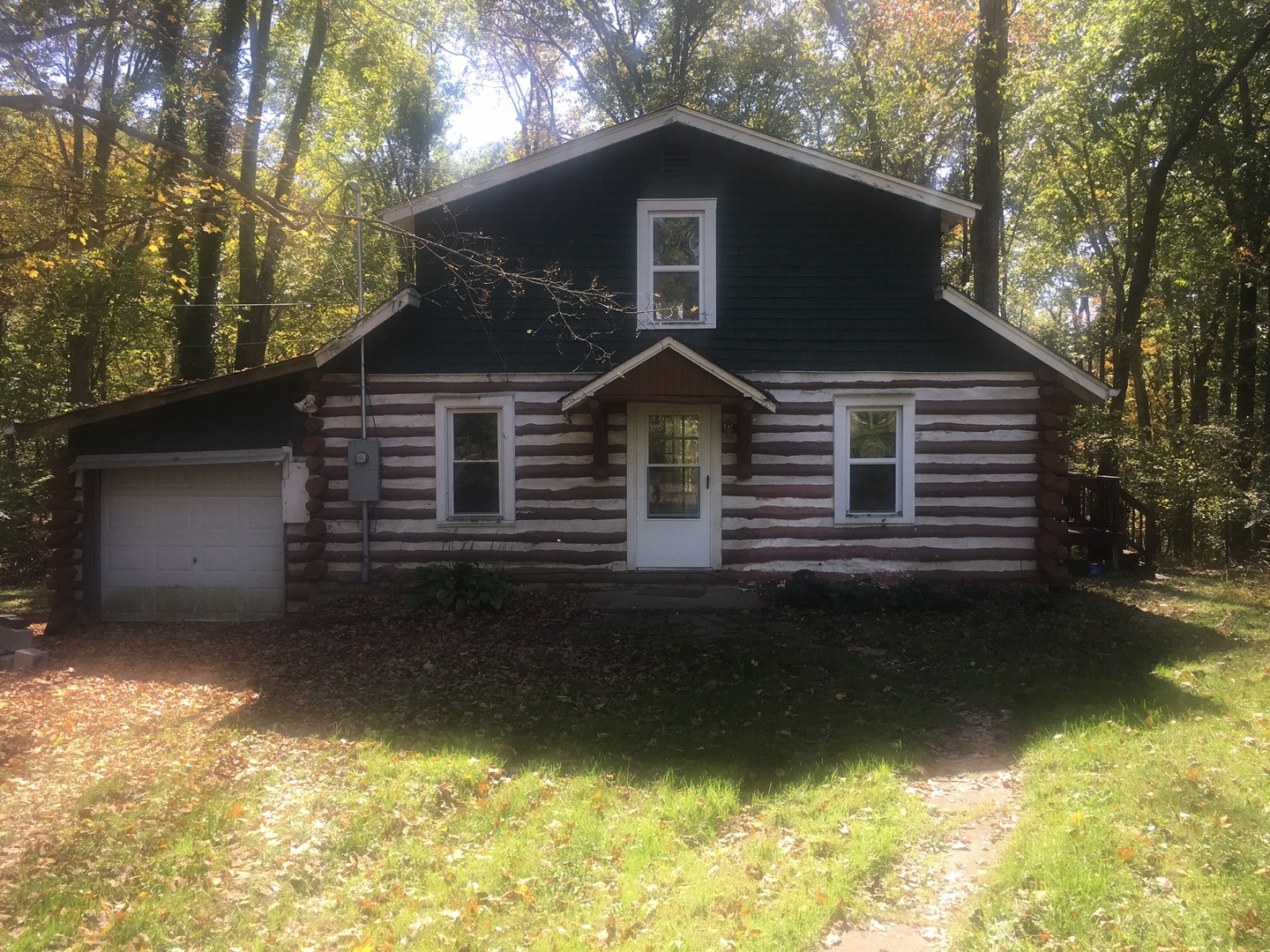 BLOOMINGTON House: 5732 East State Road 46