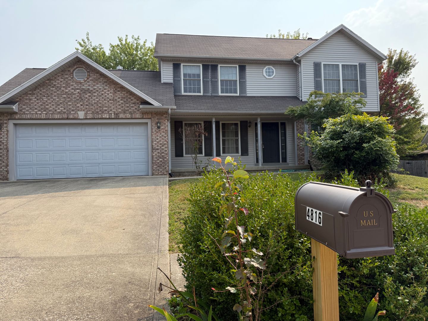 Bloomington House: 4816 North Ashcroft Lane