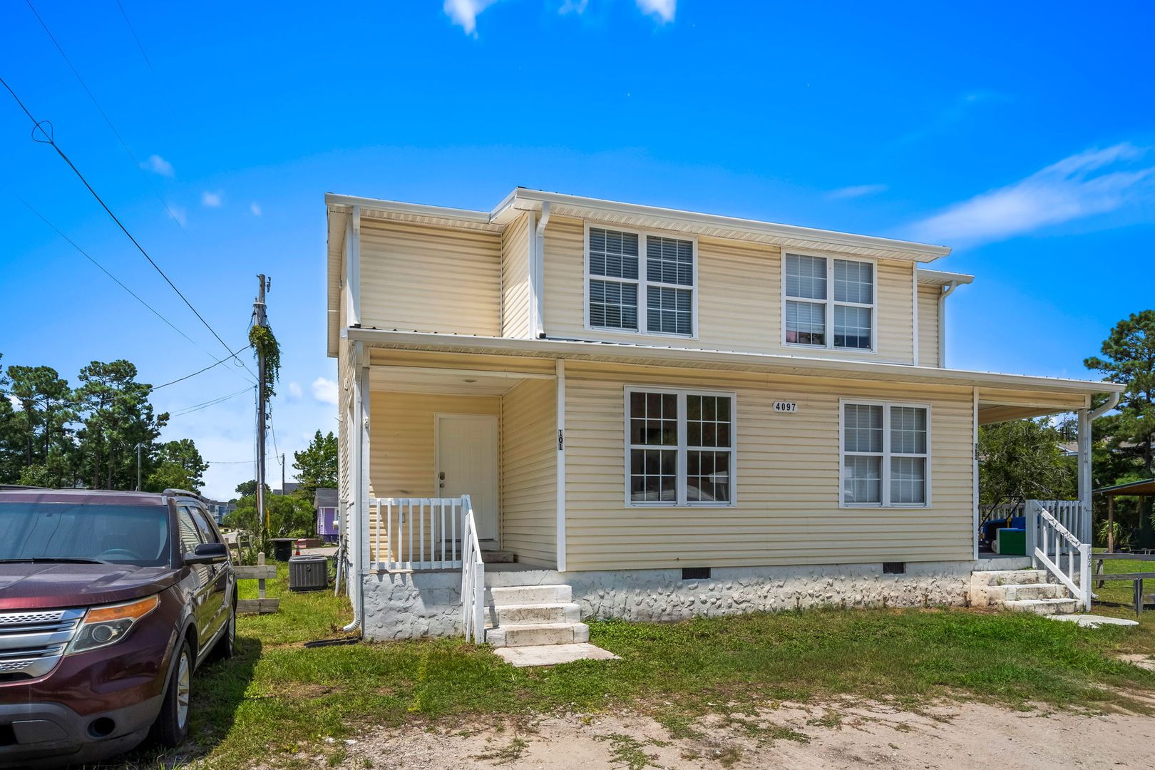 Little River Apartment: 4097 Mica Ave