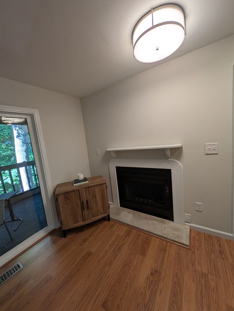 Bloomington House: 9588 S Lake Ridge Drive